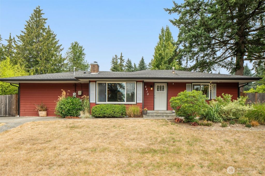 Photo of 6415 190th Street SW, Lynnwood, WA 98036 (MLS # 2418275)