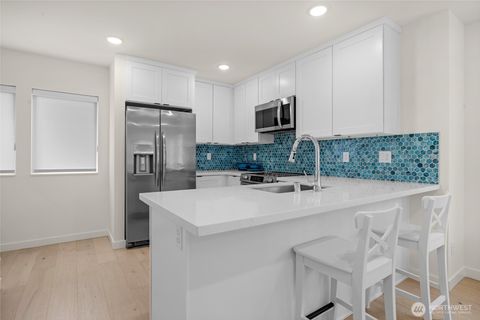 2568 56th Avenue SW Unit 4, Seattle, WA 98116 - MLS#: 2365590