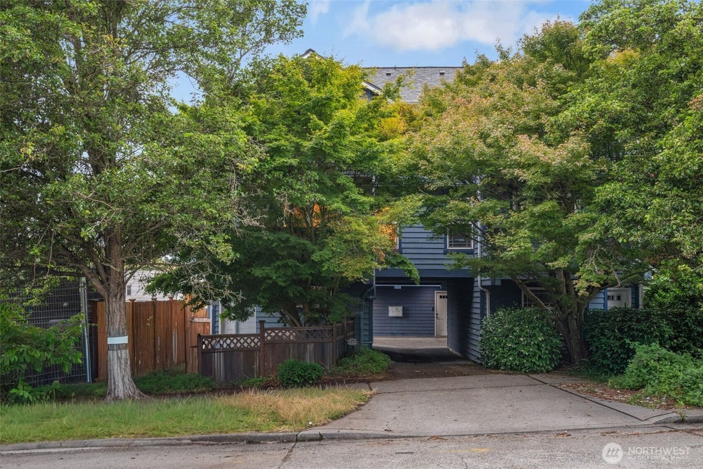 Photo of 3619 Dayton Avenue N, Seattle, WA 98103 (MLS # 2559278)