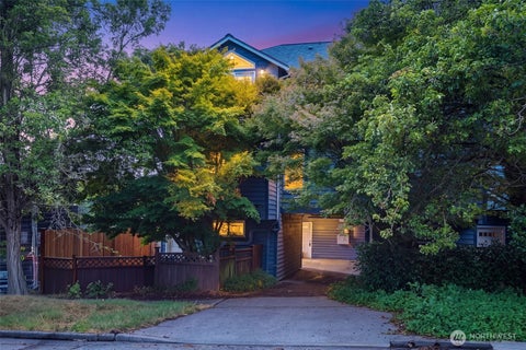 Photo of 3619 Dayton Avenue N, Seattle, WA 98103 (MLS # 2559278)