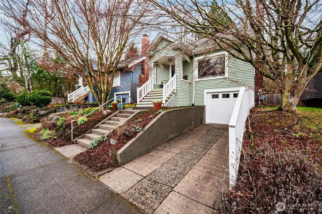 Photo of 6056 25TH Avenue NE, Seattle, WA 98115 (MLS # 2472632)