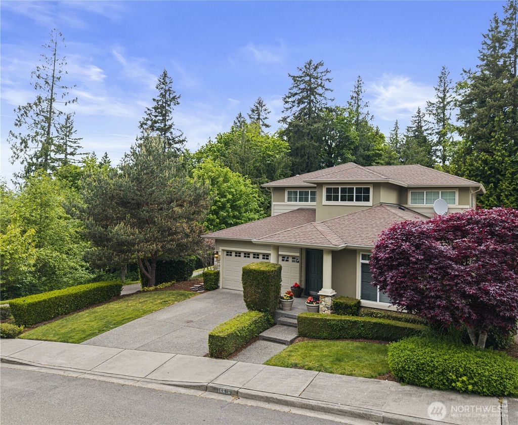 Photo of 16616 SE 165th Way, Renton, WA 98058 (MLS # 2376626)
