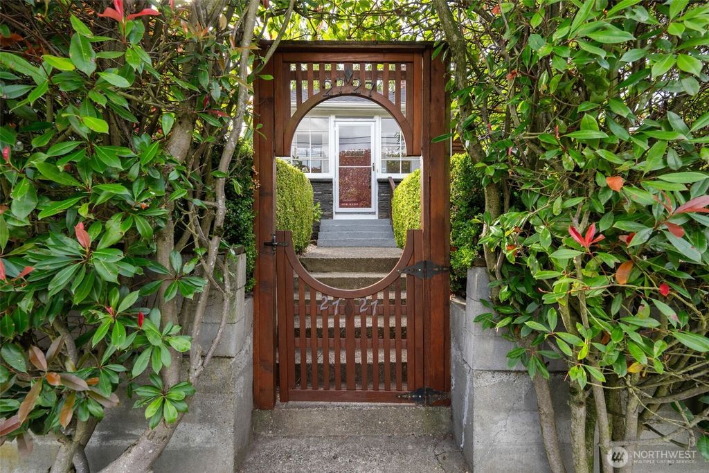 Photo of 2727 S Judkins Street, Seattle, WA 98144 (MLS # 2440700)