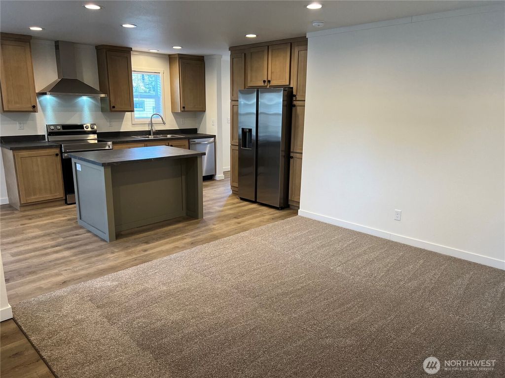 Photo of 512 SW Berry Lake Road #21, Port Orchard, WA 98367 (MLS # 2498867)