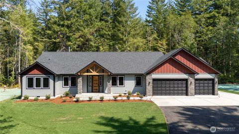 8908 Hunter Point NW Olympia WA 98502
