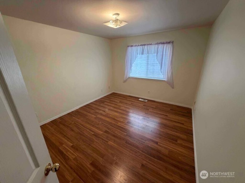 Photo of 4323 Glasgow Way, Anacortes, WA 98221 (MLS # 2507078)