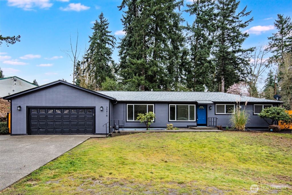 Photo of 30418 12th Place SW, Federal Way, WA 98023 (MLS # 2484058)