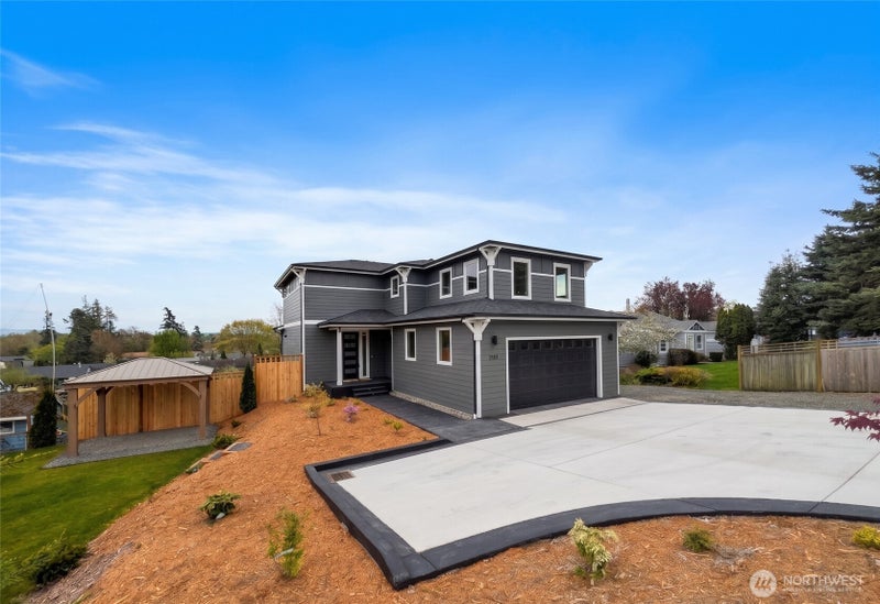 2273 Douglas Road