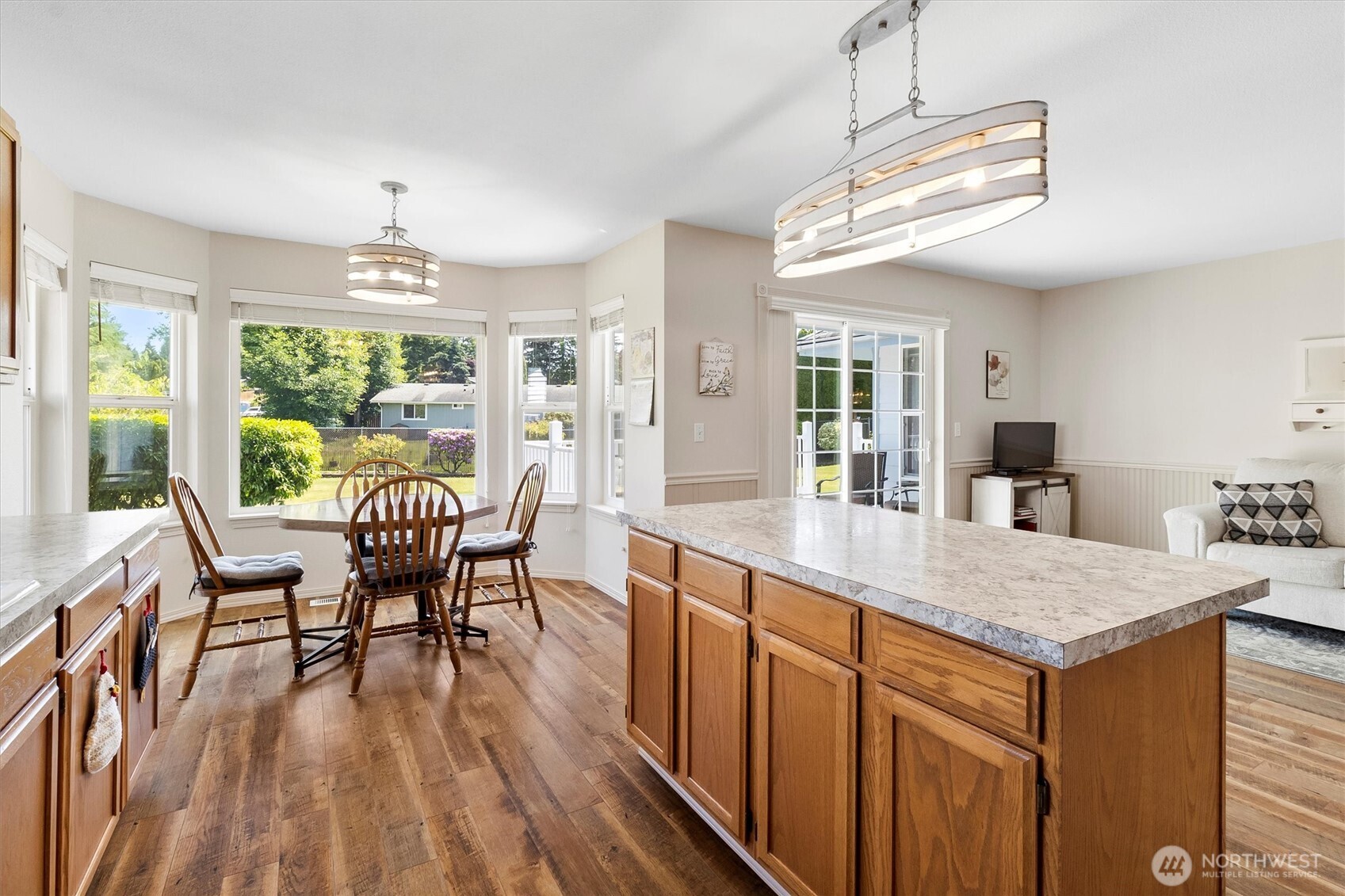 Ferndale, Washington 98248, United States, 4 Bedrooms Bedrooms, ,2 BathroomsBathrooms,Residential,Active,159711