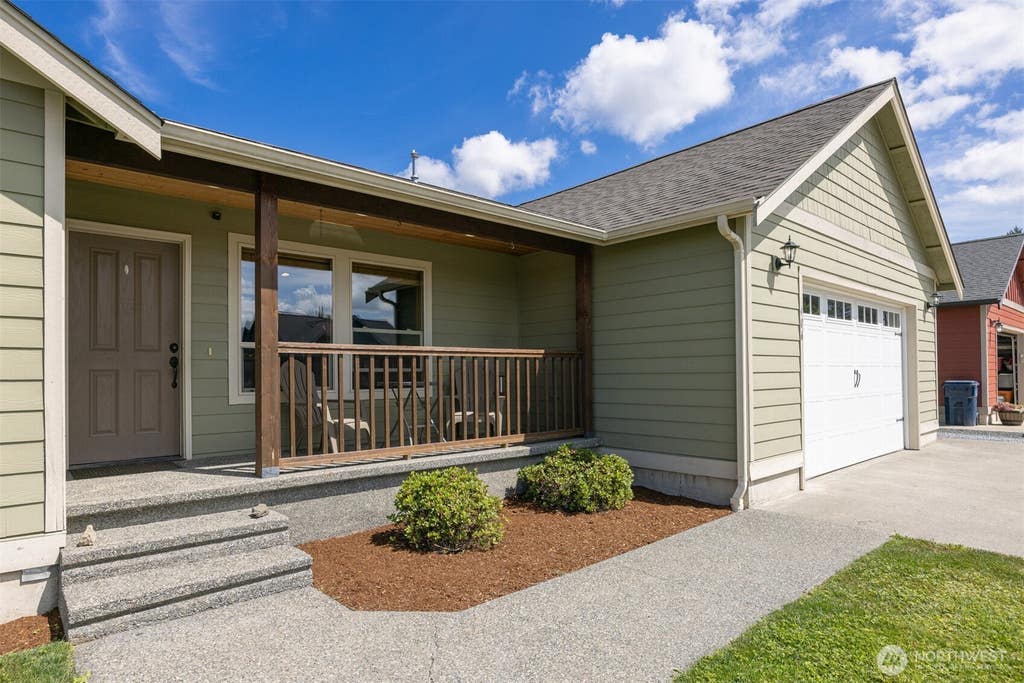 Photo of 406 Amareen Court, Nooksack, WA 98276 (MLS # 2562651)