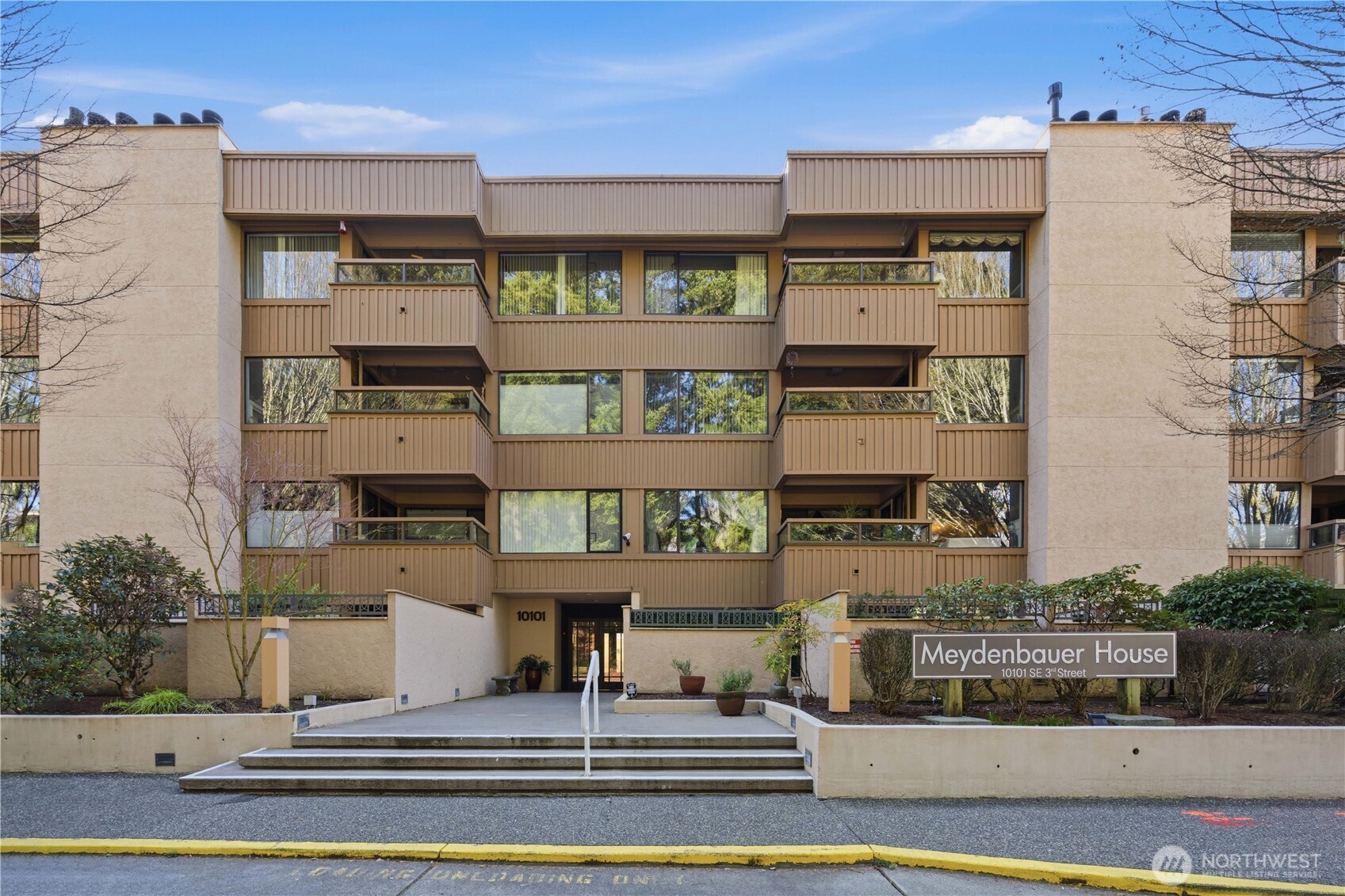 10101 SE 3rd Street 402