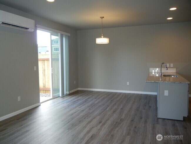3108 Ponderosa Street NE