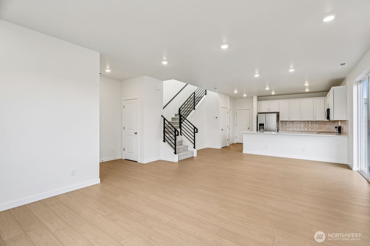 4610 87th Avenue NE WM-26