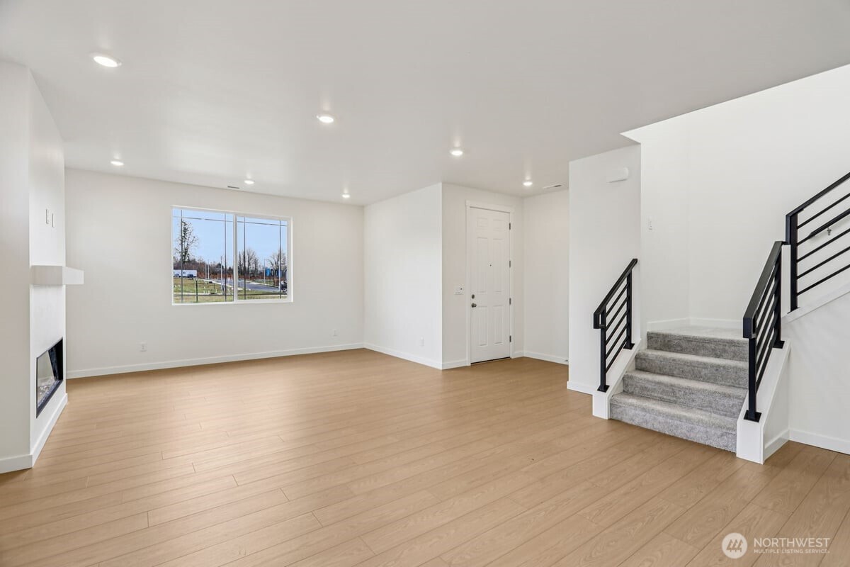 4610 87th Avenue NE WM-26