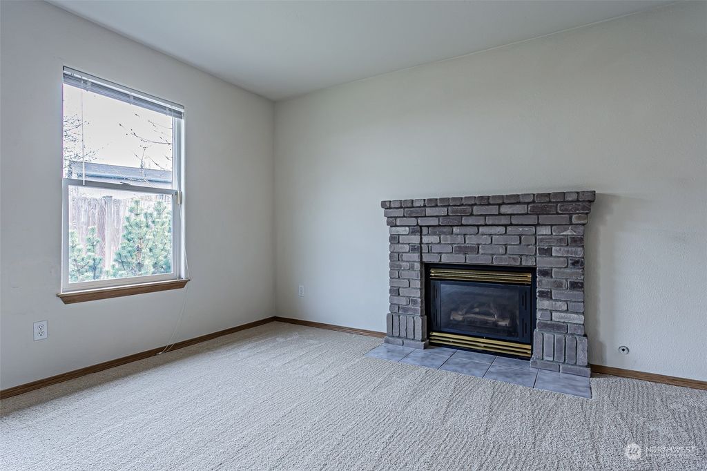 listing image 9360233227529491538
