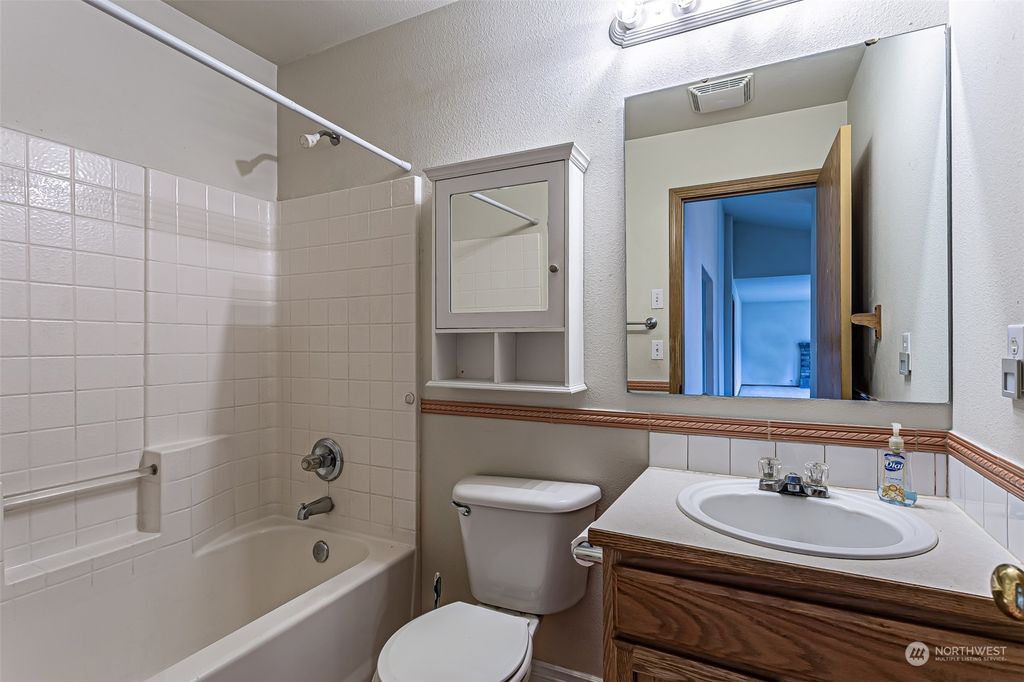 listing image 9369558664705420316