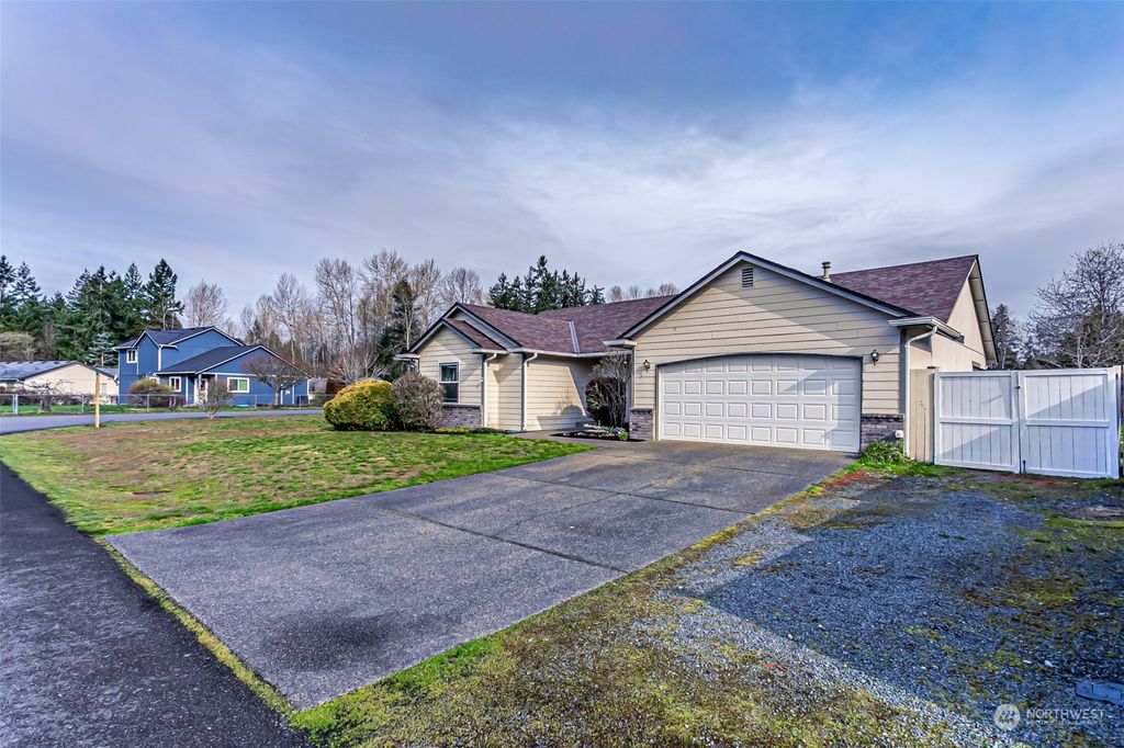 listing image 9366503317374746051