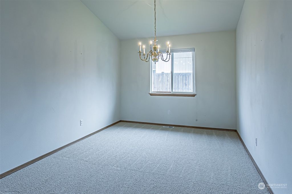 listing image 9369932939339707378