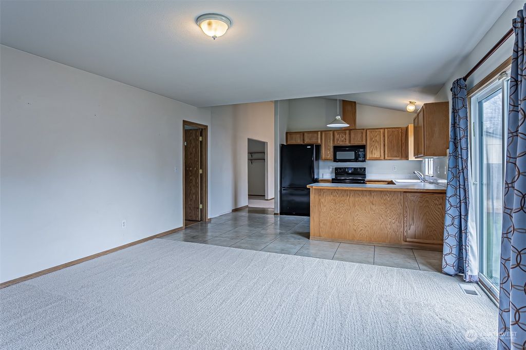 listing image 9369465031808468586