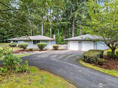 Photo of 5819 17th Lane NE, Olympia, WA 98516 (MLS # 2441471)