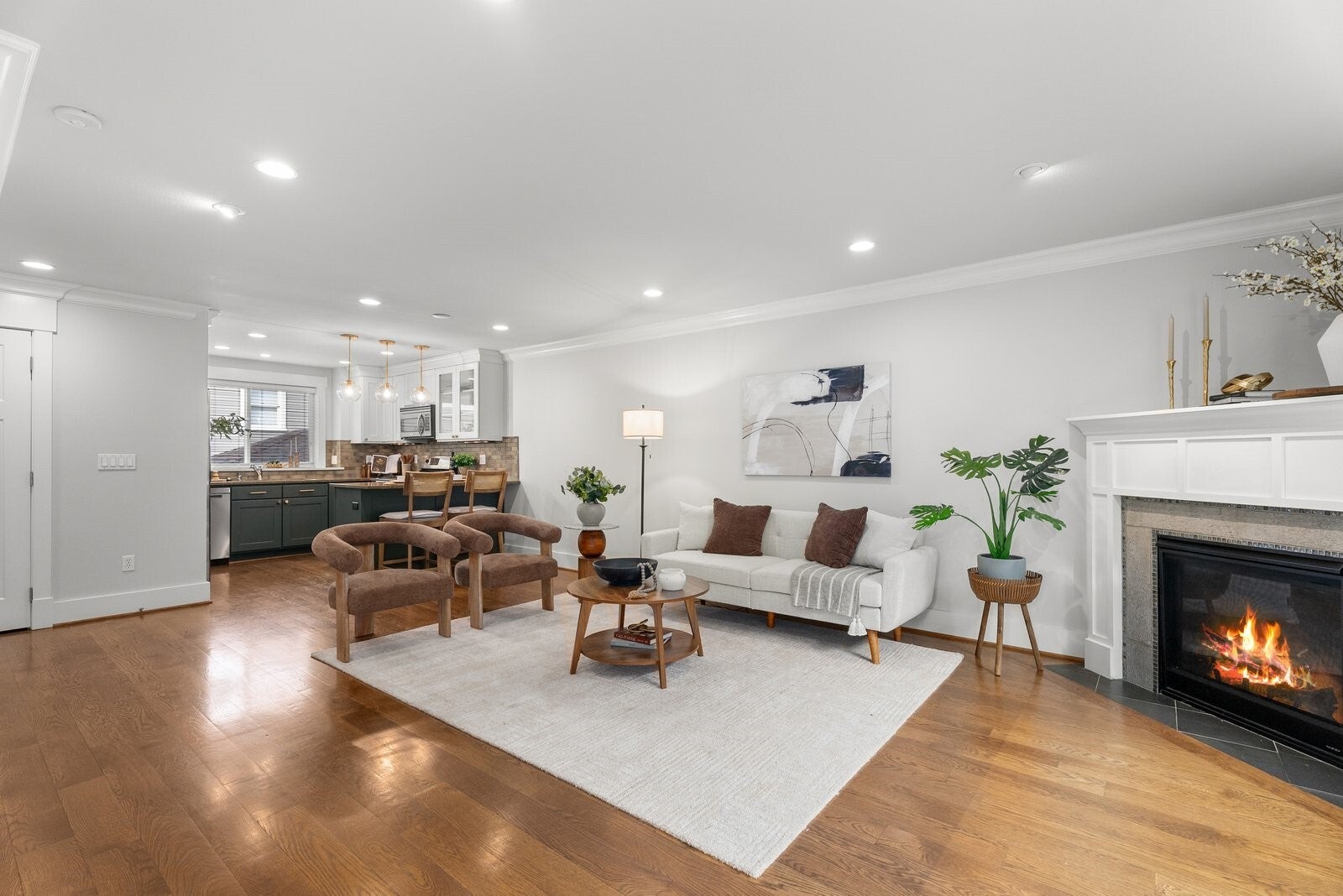 220 12th Avenue E A