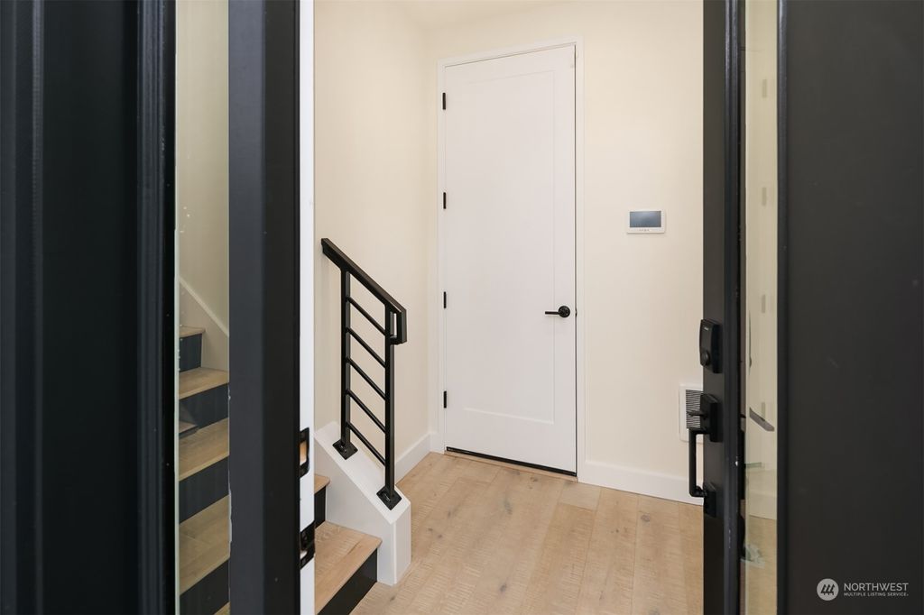 Photo of 23121 NE 8TH Street #A5, Sammamish, WA 98074 (MLS # 2207873)