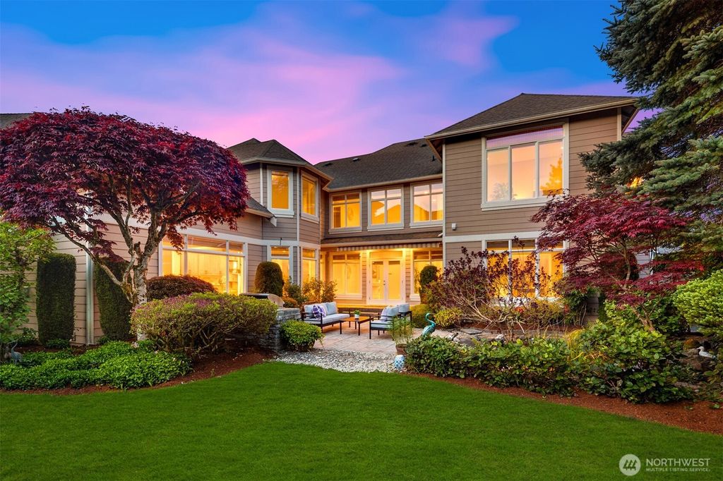 Photo of 3021 278th Court SE, Sammamish, WA 98024 (MLS # 2514695)