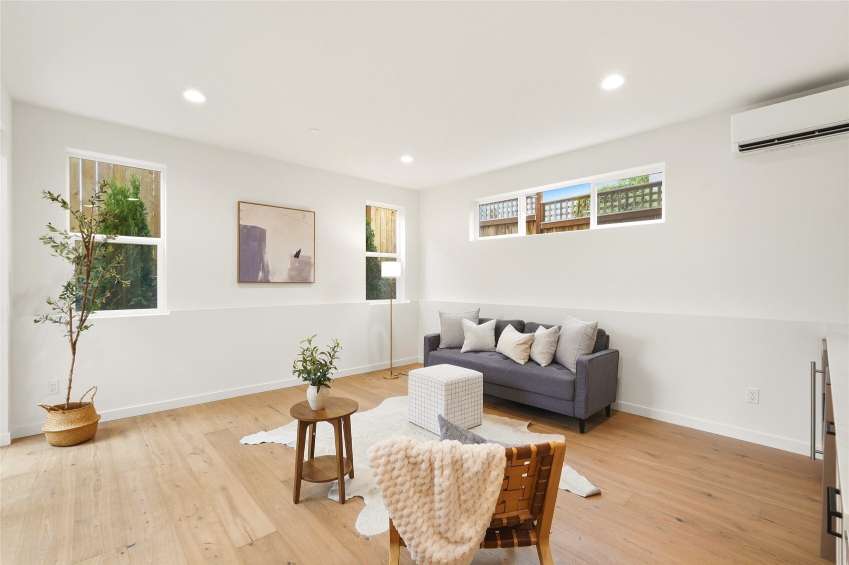 1512 NE 147th Street