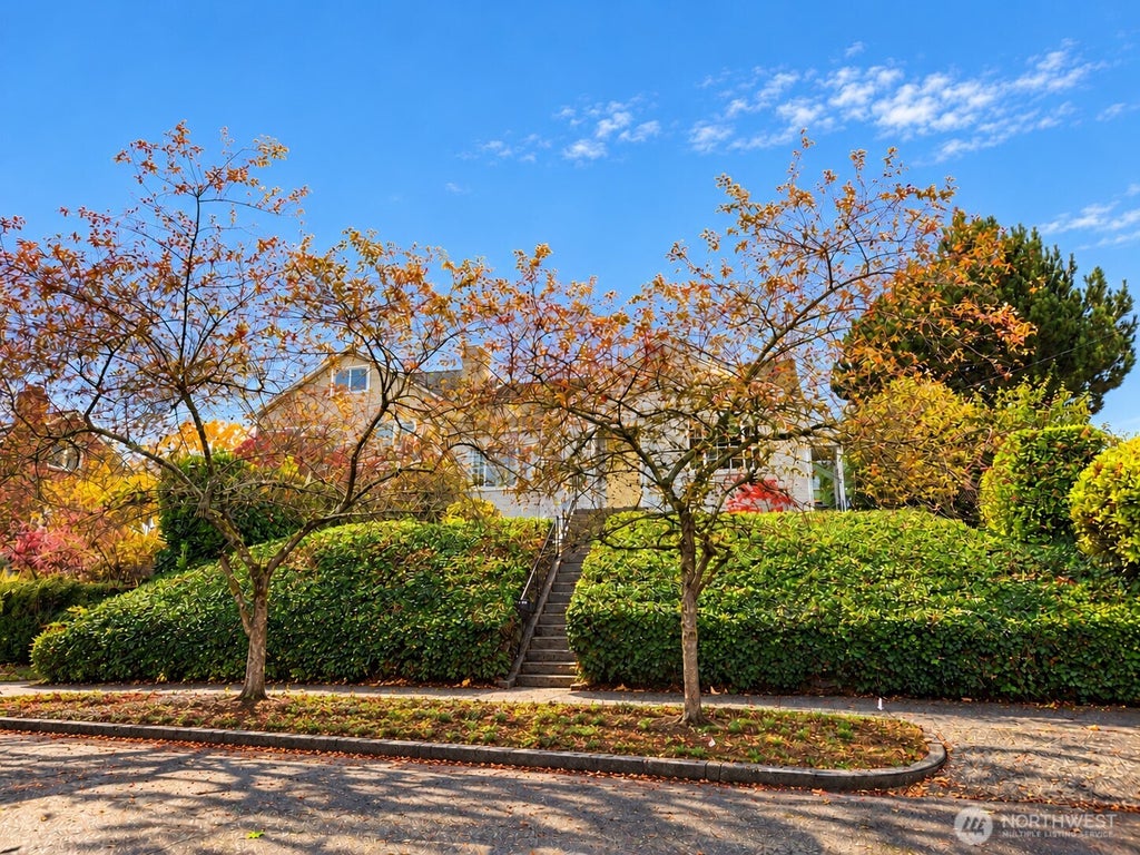 Photo of 742 N 77th Street, Seattle, WA 98103 (MLS # 2593310)
