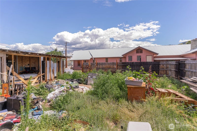 1019 Golden Street