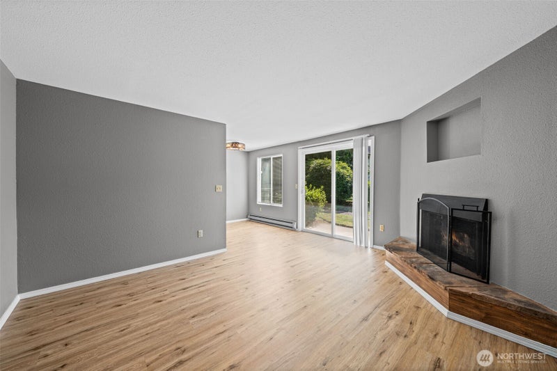 1868 Central Place S 59