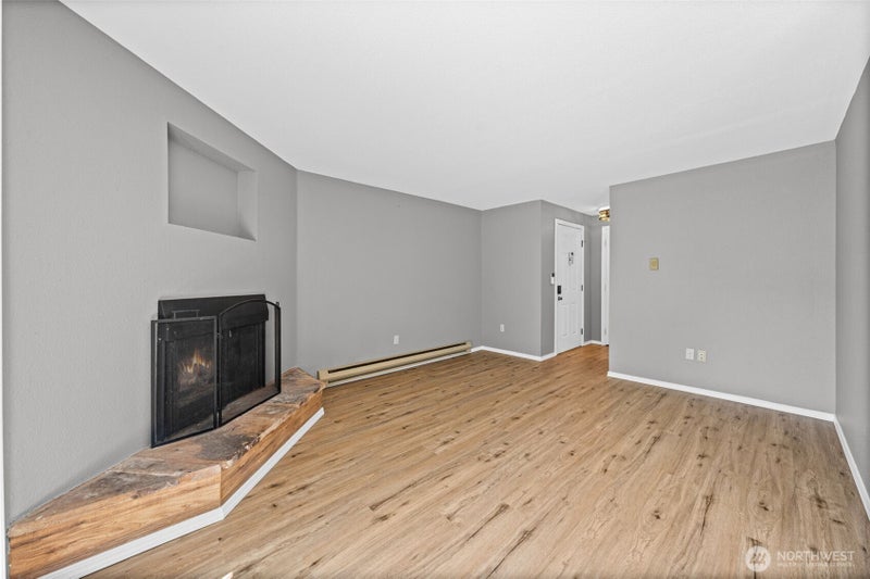 1868 Central Place S 59