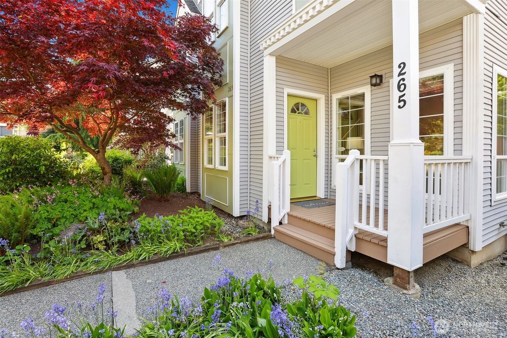 Photo of 265 NE Birch Street #265, Issaquah, WA 98027 (MLS # 2374085)