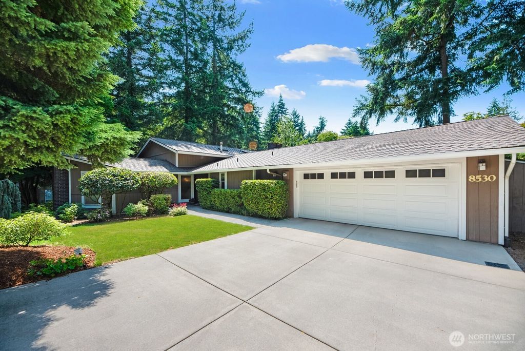 Photo of 8530 SE 79th Place, Mercer Island, WA 98040 (MLS # 2394048)