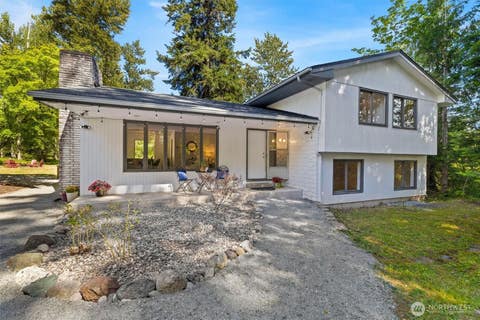 Photo of 5810 Mission Road, Bellingham, WA 98226 (MLS # 2552375)