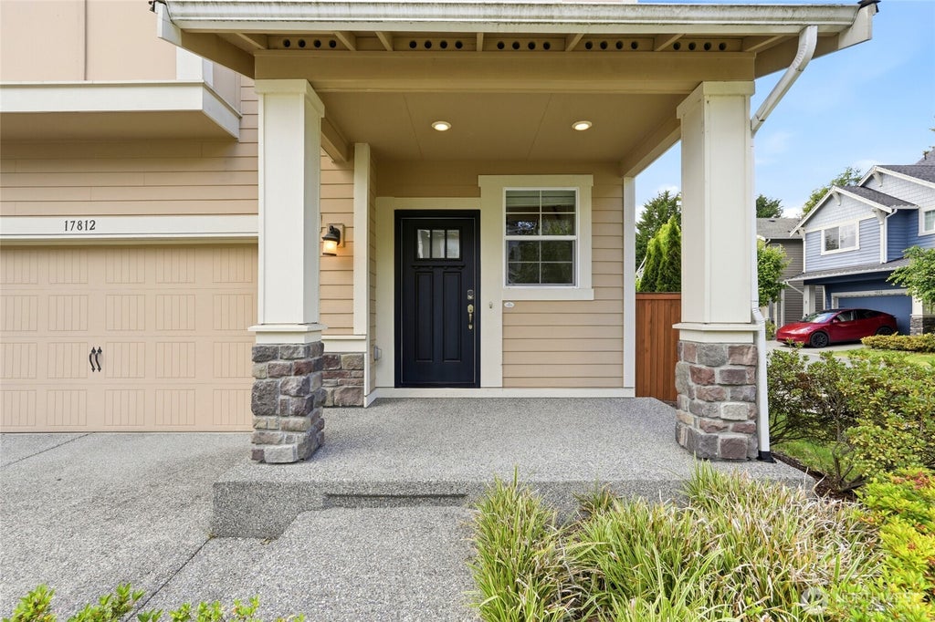 Photo of 17812 33RD Avenue SE, Bothell, WA 98012 (MLS # 2534281)