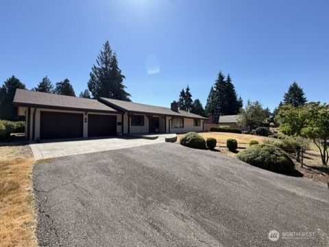 Photo of 172 Hemlock Drive, Chehalis, WA 98532 (MLS # 2553343)