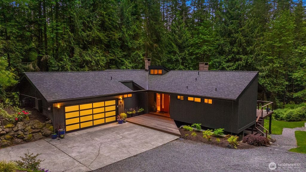 Photo of 5017 228th Avenue NE, Redmond, WA 98053 (MLS # 2376158)