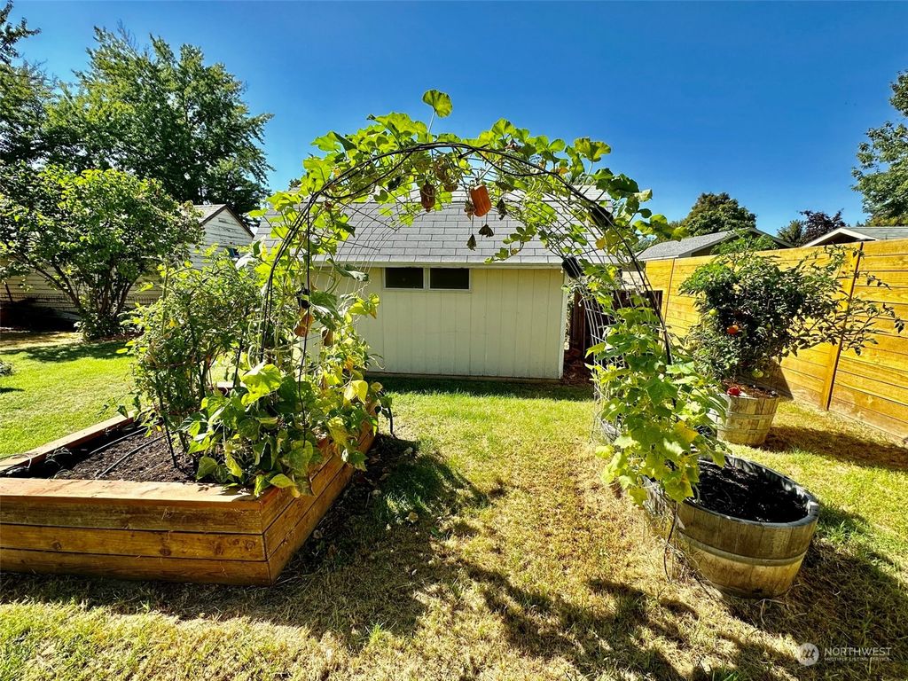 listing image 9364527521652998111