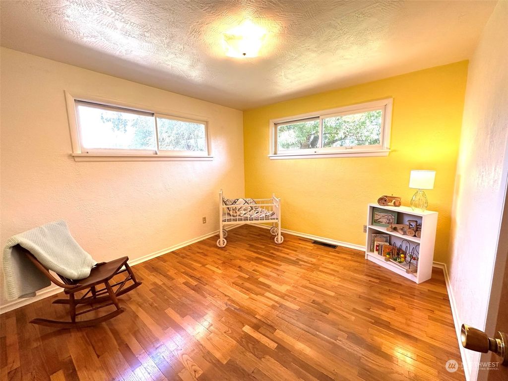 listing image 9366373552966961649