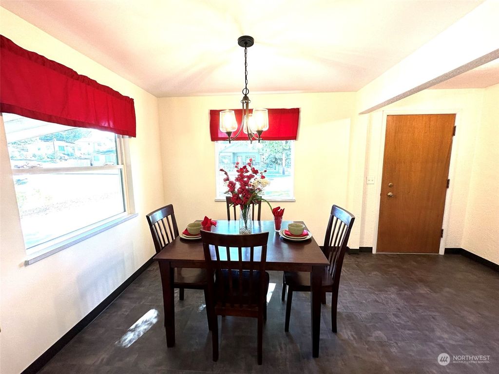 listing image 9364977465767054019