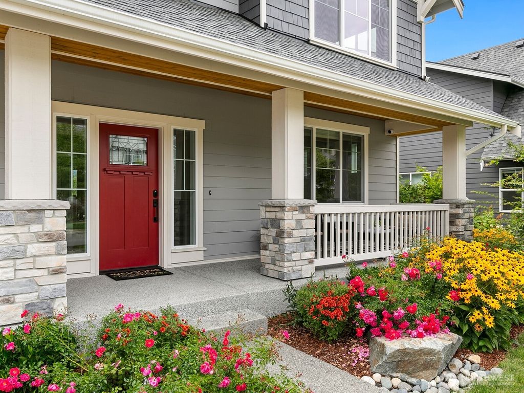 Photo of 1685 Tanner Falls Way SE, North Bend, WA 98045 (MLS # 2427171)