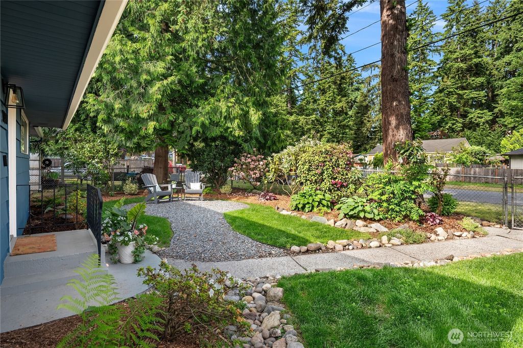 Photo of 13717 Stone Avenue N, Seattle, WA 98133 (MLS # 2387768)