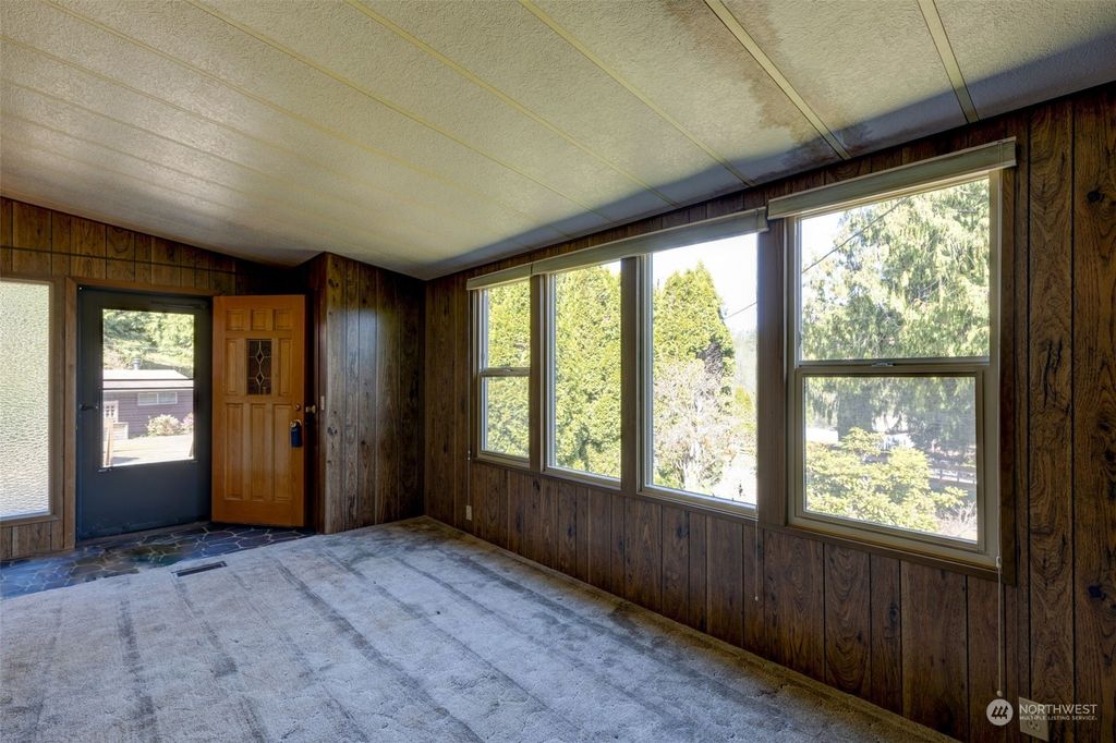 Photo of 6016 Bateman Ave Ave, Stanwood, WA 98292 (MLS # 2199262)