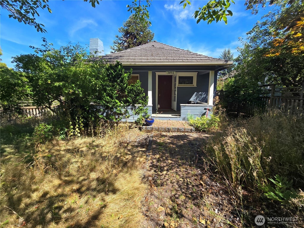 Photo of 3456 23rd Avenue W, Seattle, WA 98199 (MLS # 2578926)