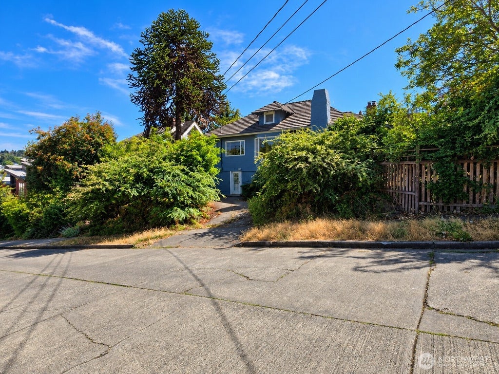 Photo of 3456 23rd Avenue W, Seattle, WA 98199 (MLS # 2578926)