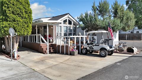 Photo of 7037 E HWY 262 #79, Othello, WA 99344 (MLS # 2512840)
