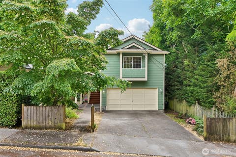 Photo of 317 NE 91st Street, Seattle, WA 98115 (MLS # 2552789)