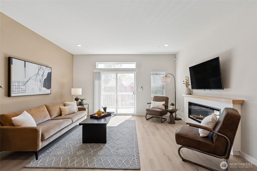 Photo of 16111 36th Avenue W #D2, Lynnwood, WA 98087 (MLS # 2500291)