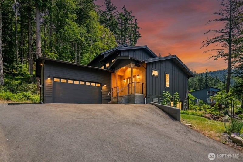 760 Chuckanut Drive